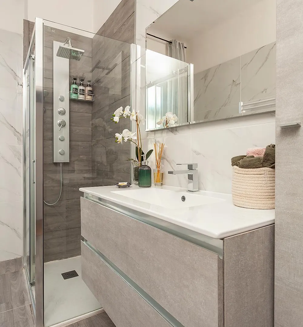 Apartment Appartamento Benaco 98 Mq A Milano - Fondazione Prada